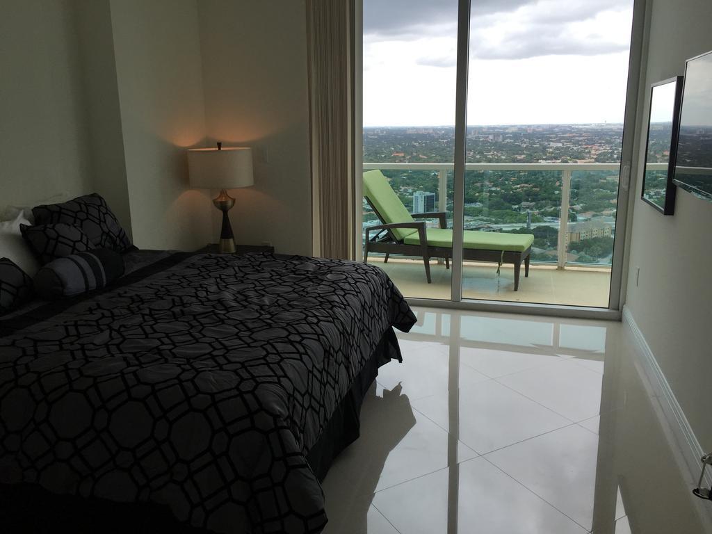Lyx Suites At One Broadway In Brickell Miami Eksteriør billede