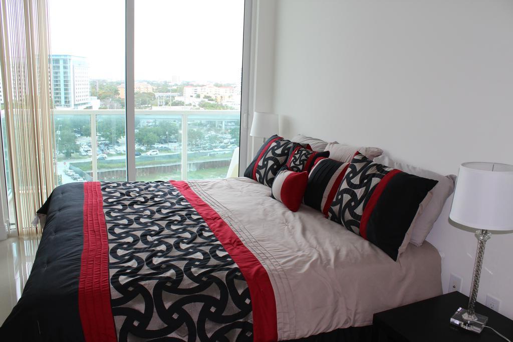 Lyx Suites At One Broadway In Brickell Miami Eksteriør billede