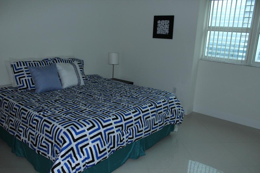 Lyx Suites At One Broadway In Brickell Miami Værelse billede
