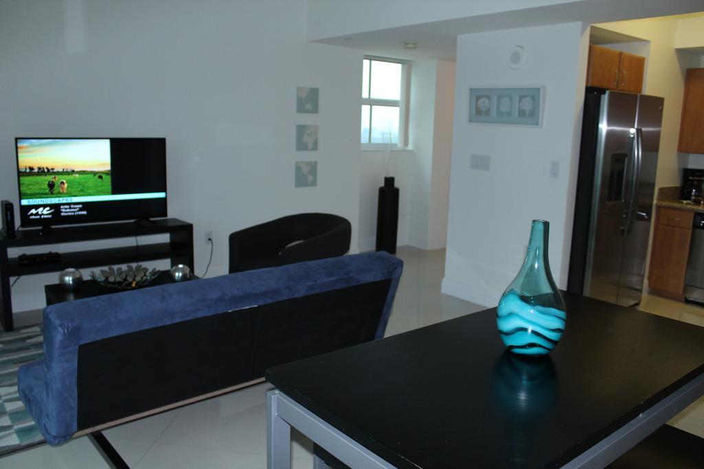 Lyx Suites At One Broadway In Brickell Miami Værelse billede