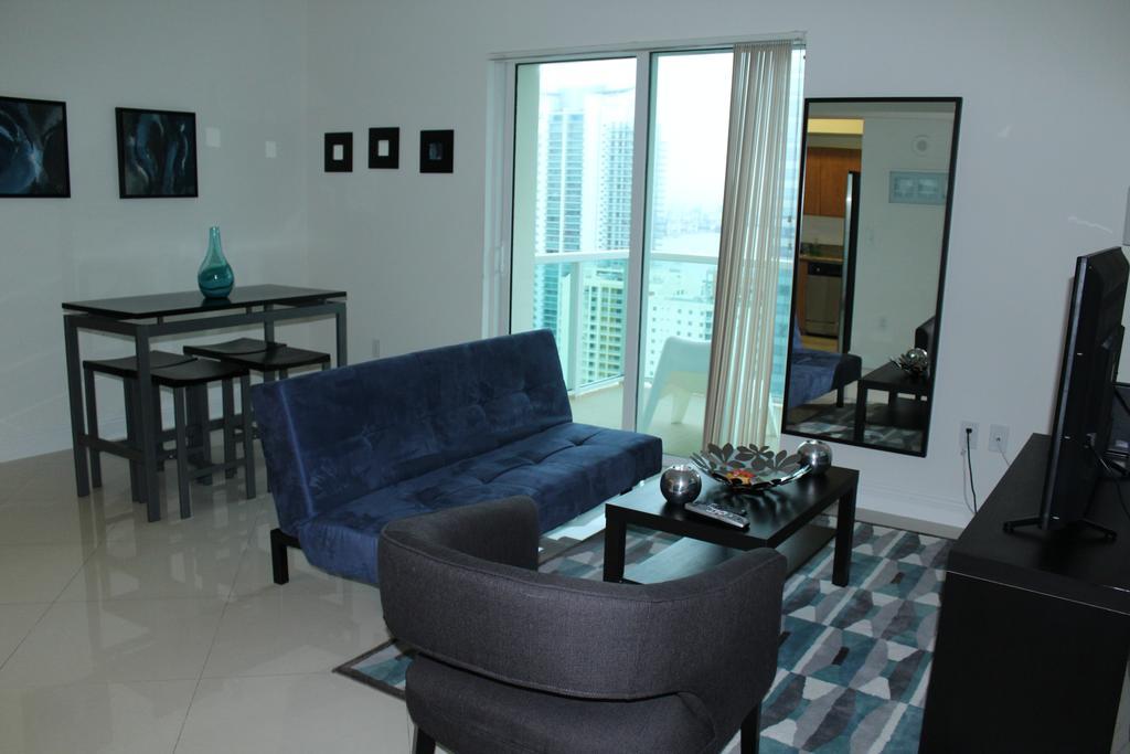 Lyx Suites At One Broadway In Brickell Miami Eksteriør billede