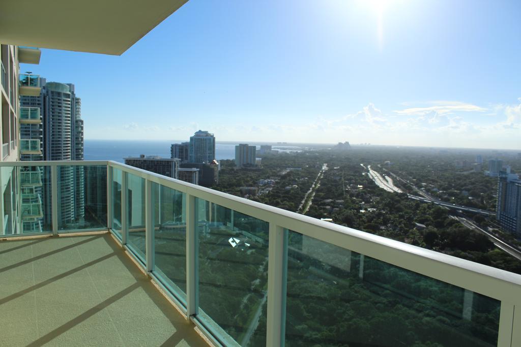 Lyx Suites At One Broadway In Brickell Miami Eksteriør billede